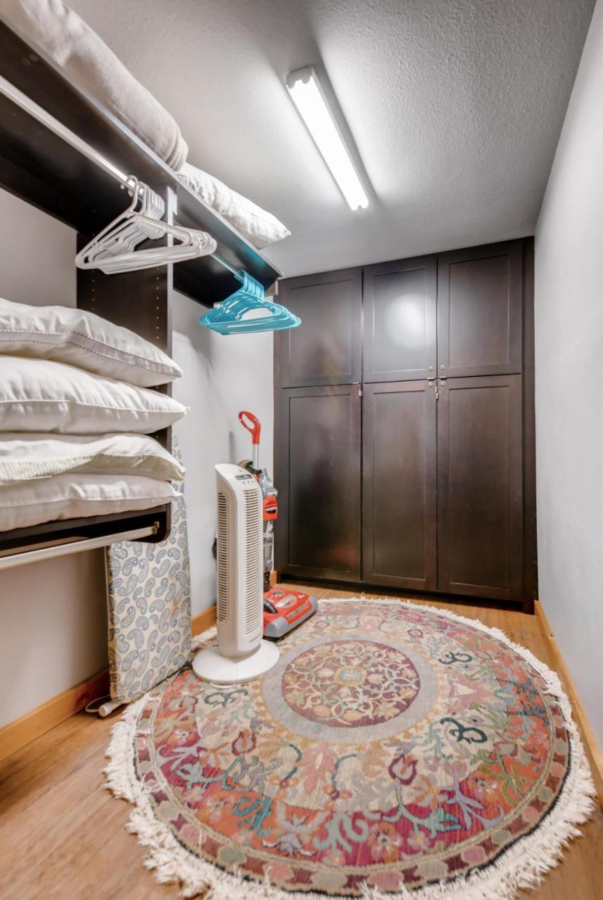 ברקנרידג' One-Bedroom Atrium Condo 05 מראה חיצוני תמונה